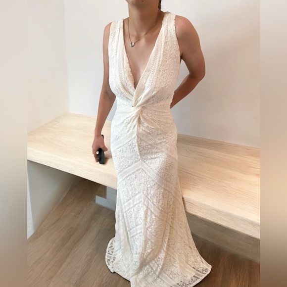 Lulus Dresses & Skirts - Wedding Dress